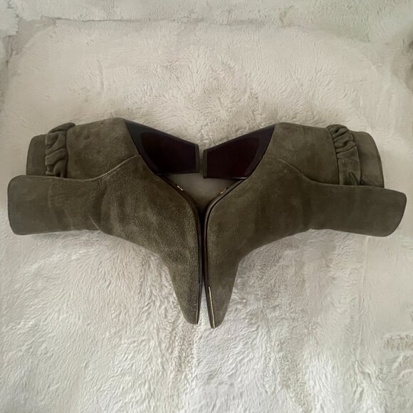 Tory Burch Lila Green Leather (Suede) Women's Bootie Size: 5.5 - Picture 6 of 16